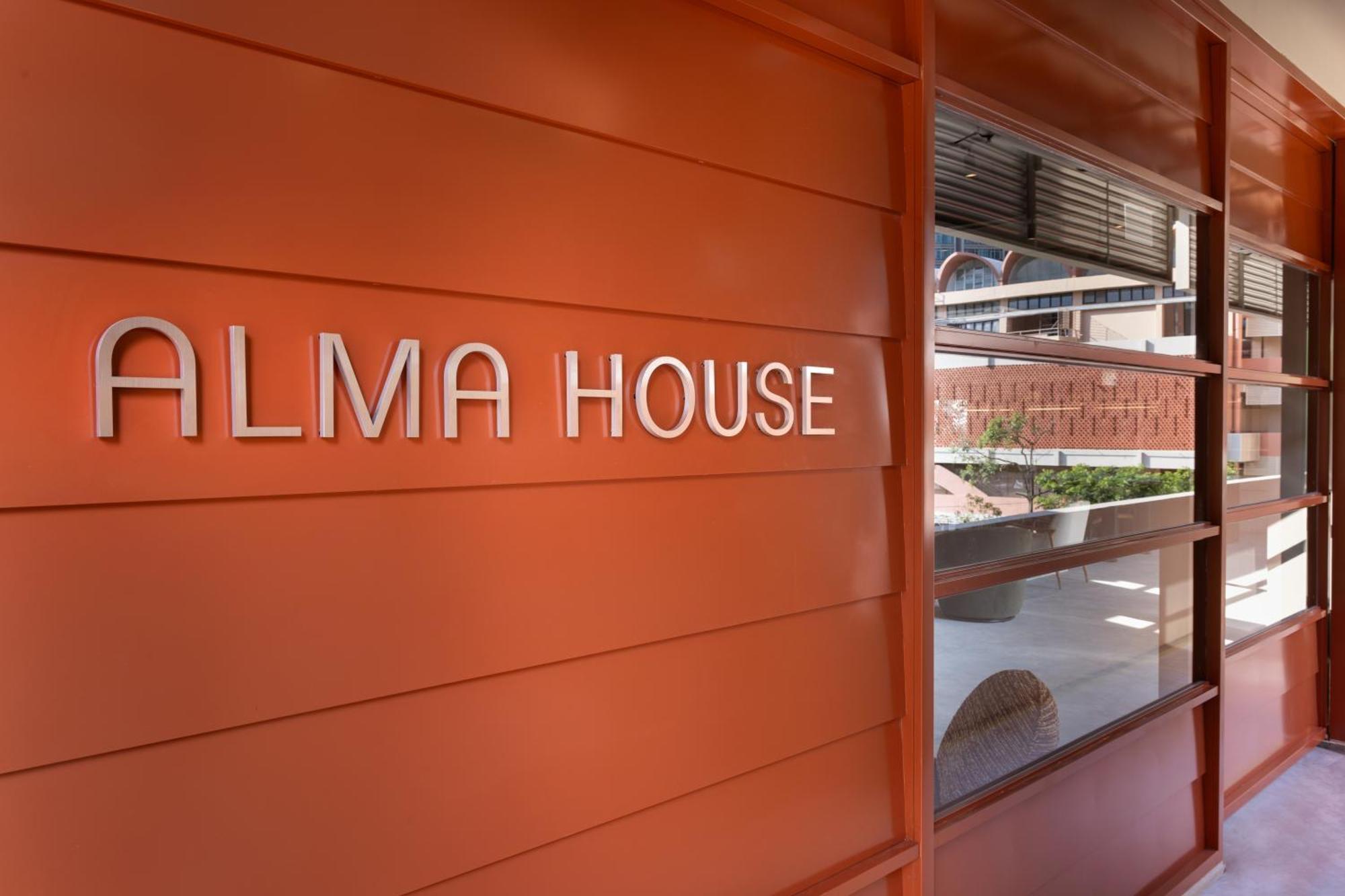 Alma House Hotel Сингапур Екстериор снимка
